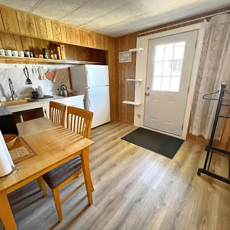 1 Bedroom Home Near Lassen Volcanic Park Paynes Creek Exterior photo